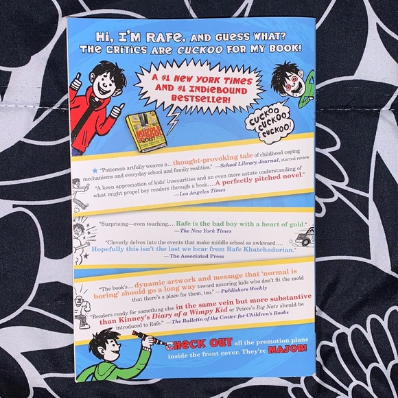 Young readers novel - Picture 2 of 2